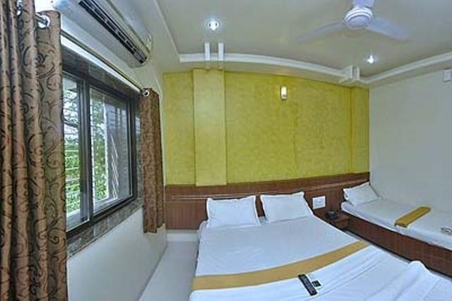 Hotel Jain Residency Shirdi Bilik gambar